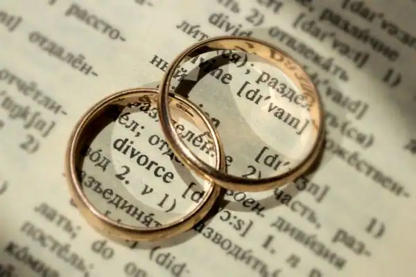 Image of rings removed before divorce mediation Barrow-in-Furness